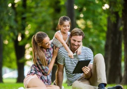 Děti nás kopírují víc, než si myslíme: proč je rodič největší digitální vzor