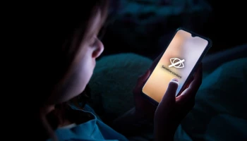 Bezpečnější internet pro děti: EU testuje nástroj pro ověřování věku