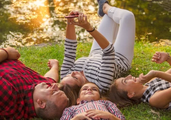 Desatero pro bezpečné a klidné léto: tipy pro rodiče i děti
